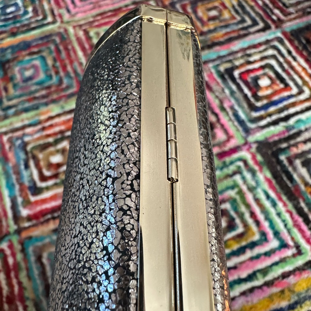 Banana Republic gold and silver evening bag/clutch - Picture 5 of 16